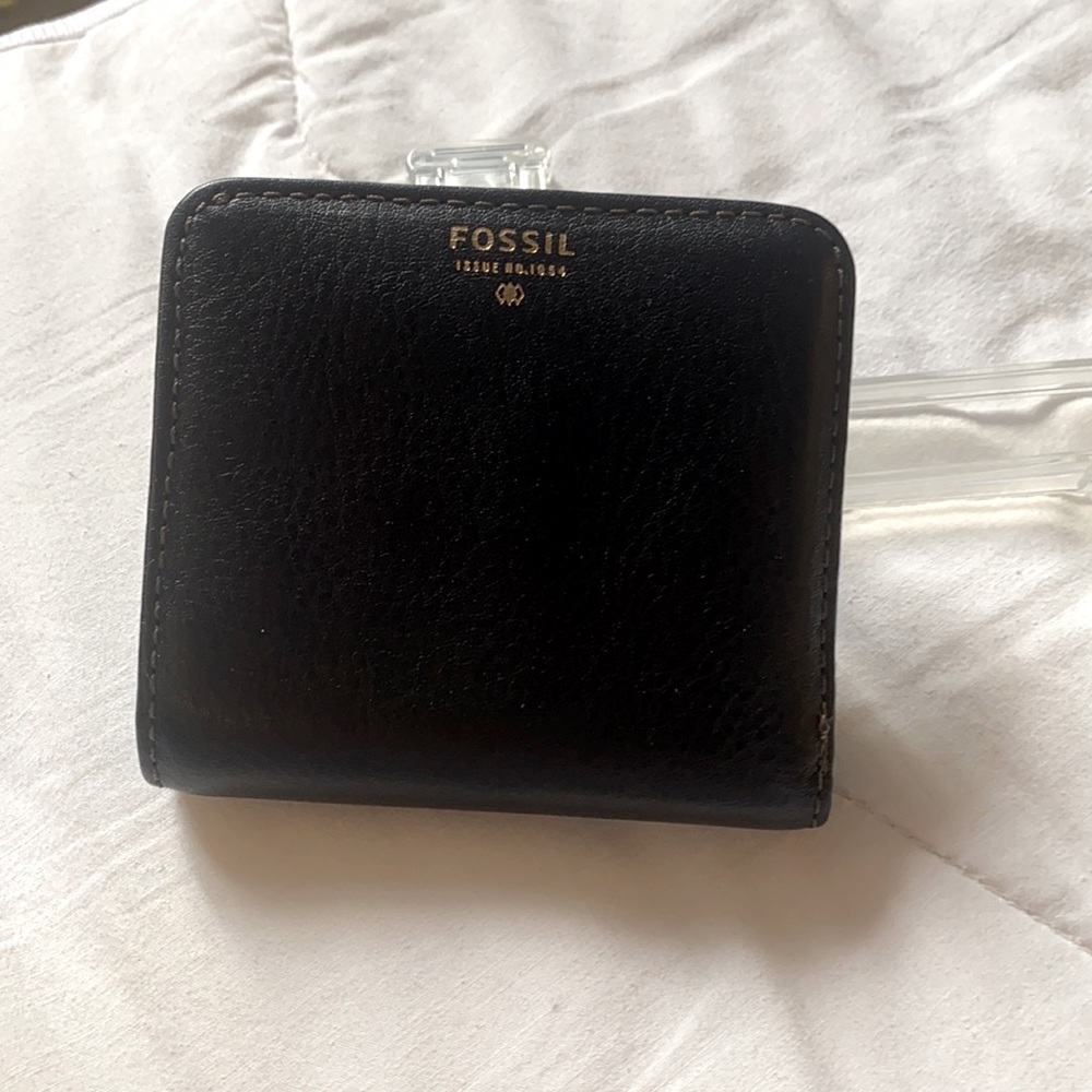 Fossil wallet!